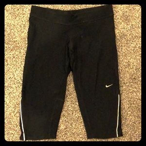 Nike Dri-Fit capri’s